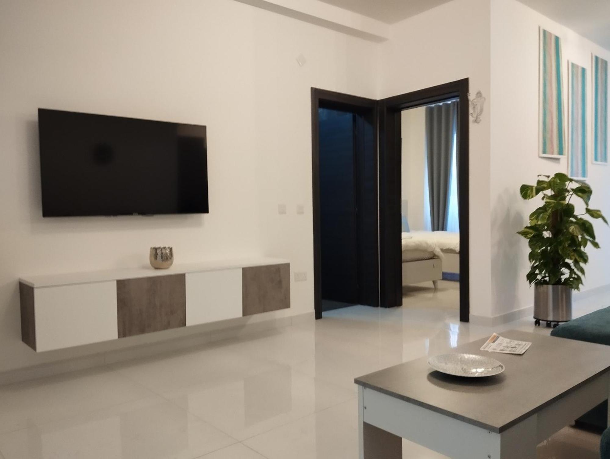 Pearl Apartments Слима Екстериор снимка