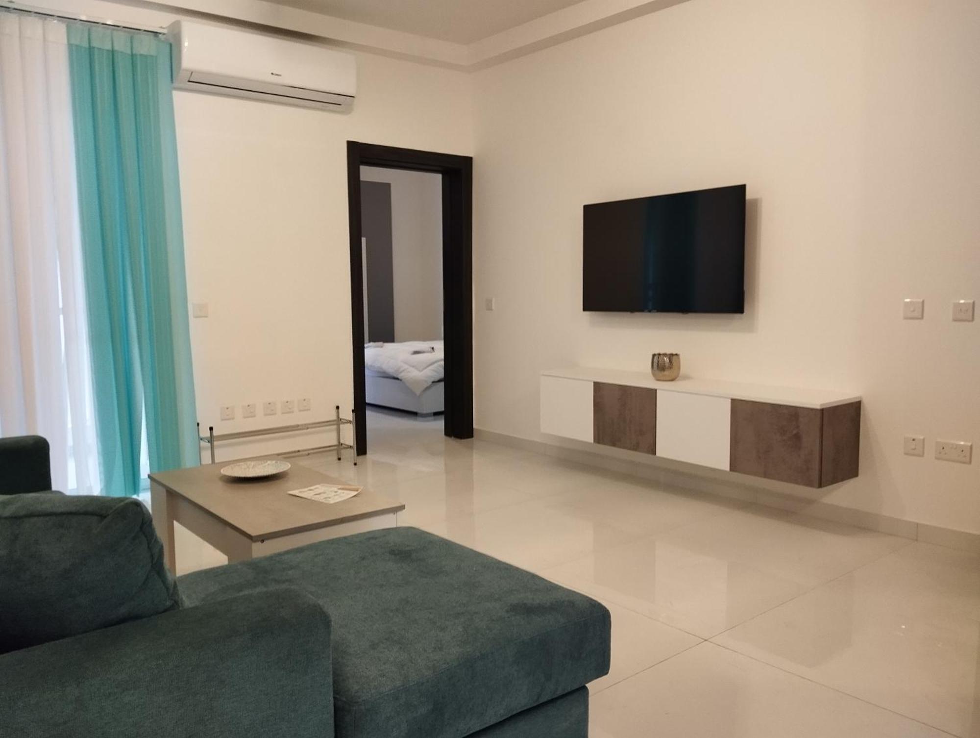 Pearl Apartments Слима Екстериор снимка